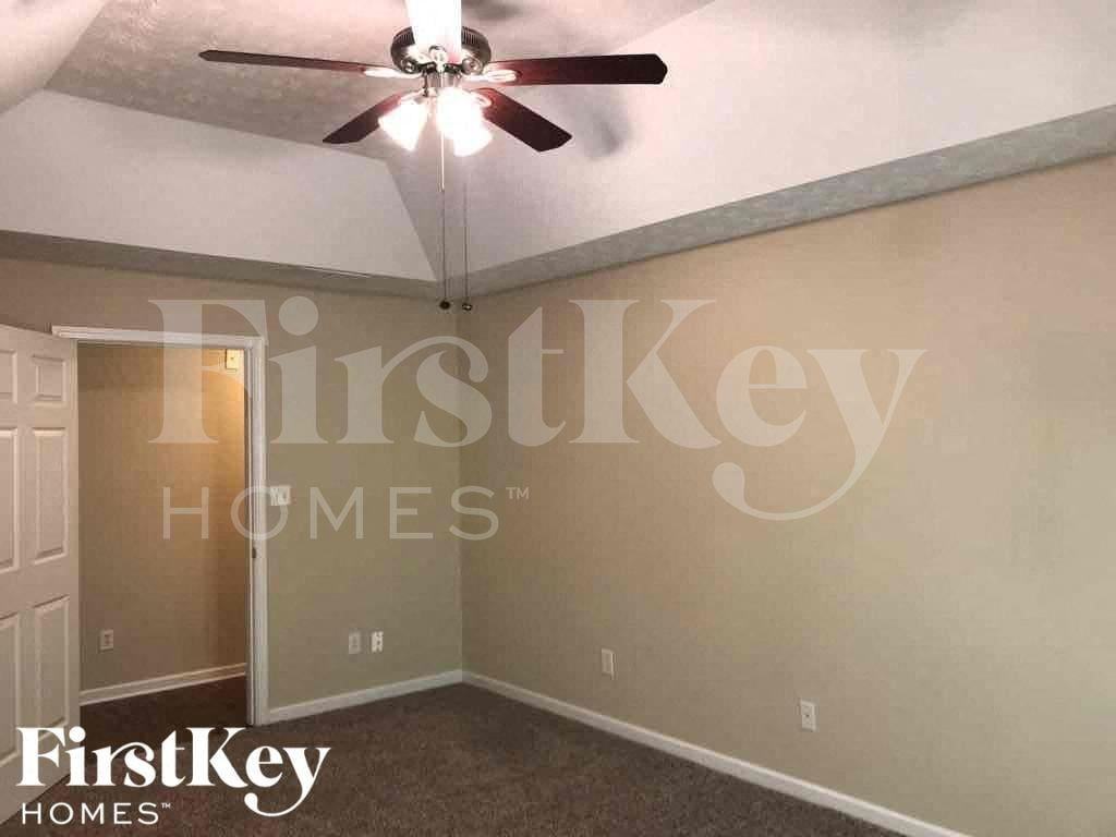 4172 Evian Way - Photo 6 of 19