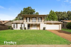 featured image of 3347 Bluemont Dr
