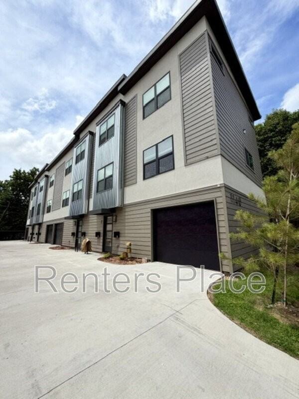 1140 S Quincy Ave #1B