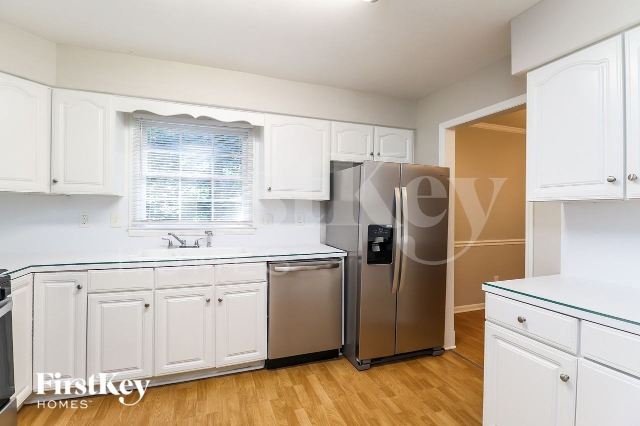 13507 Idlefield Ln - Photo 7 of 19