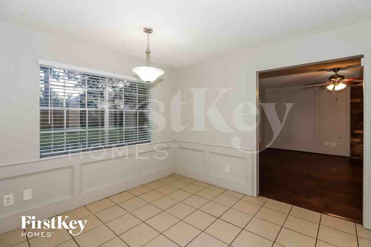 11506 Bristol Lane Ct - Photo 7 of 15