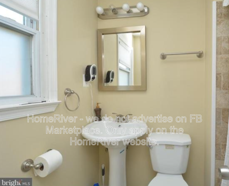 308 Pemberton St - Photo 2 of 6