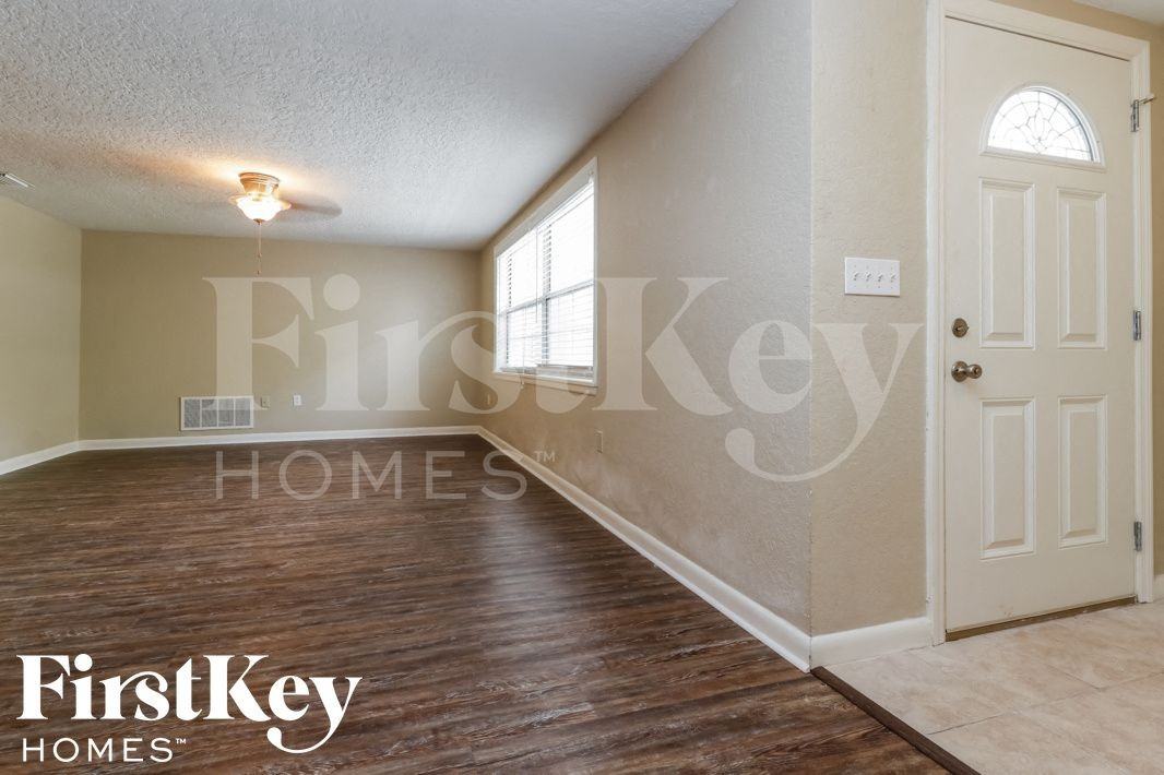 11221 Nome Ave - Photo 3 of 15