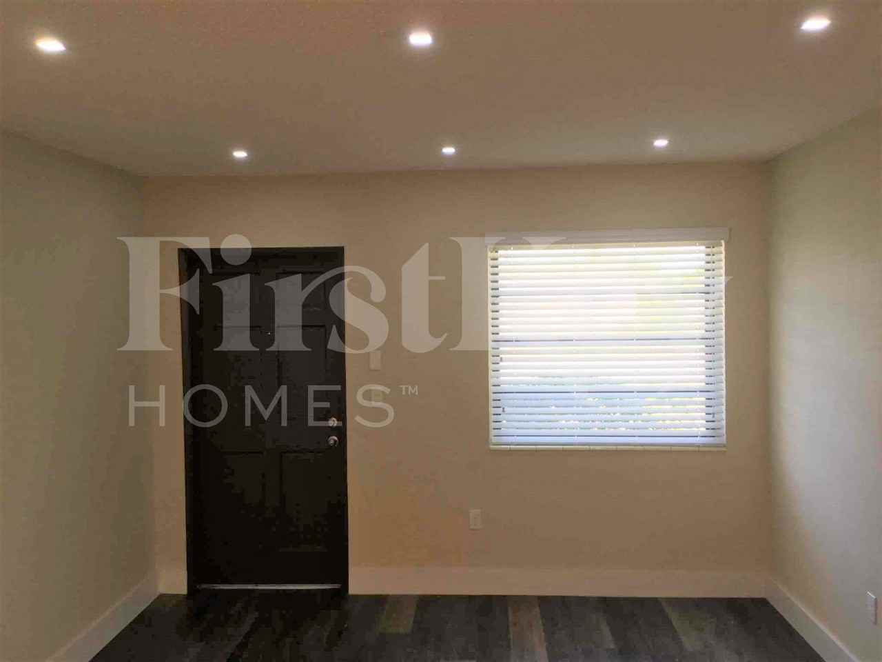 10020 Swstreet - Photo 4 of 25