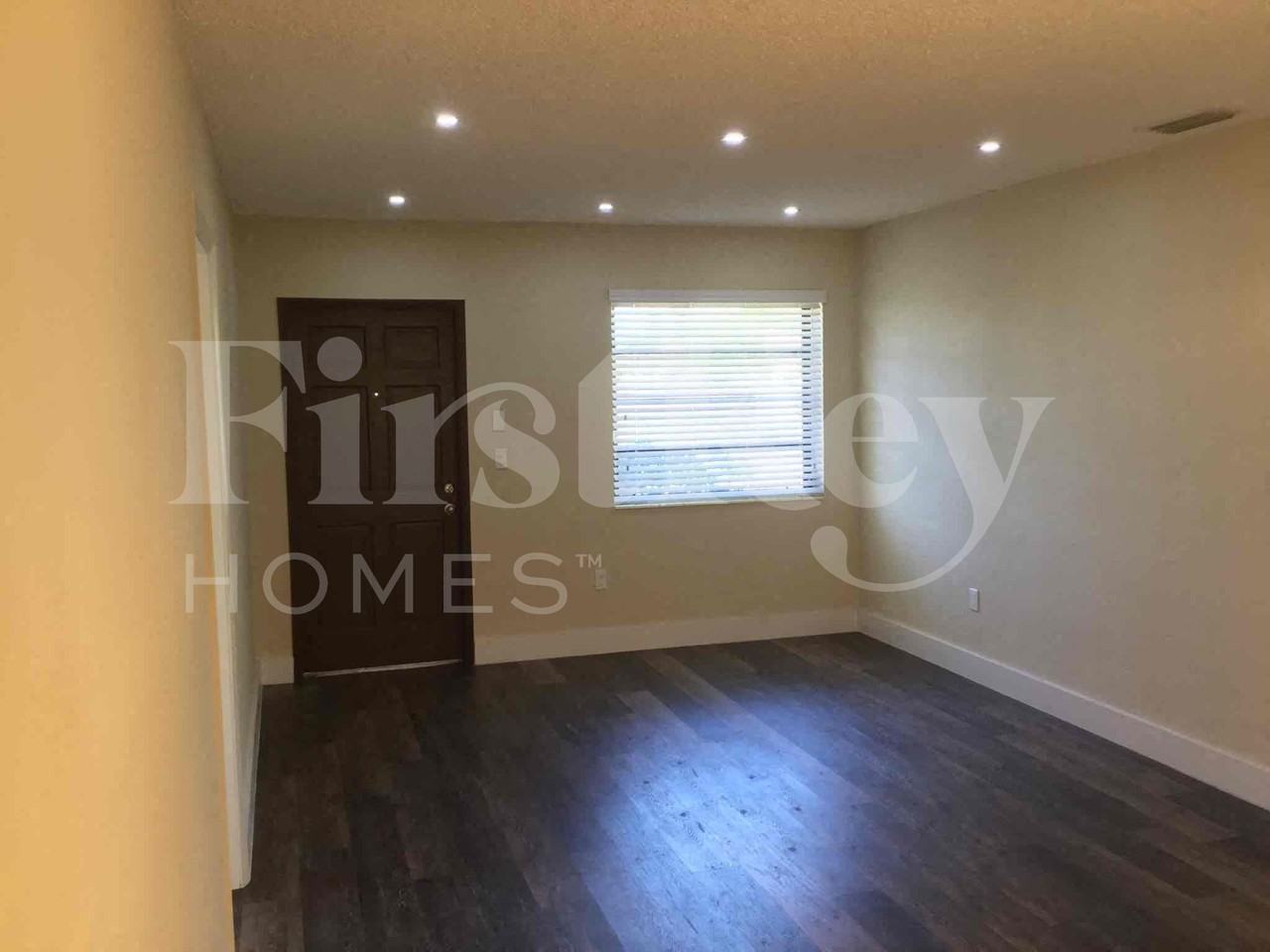 10020 Swstreet - Photo 6 of 25
