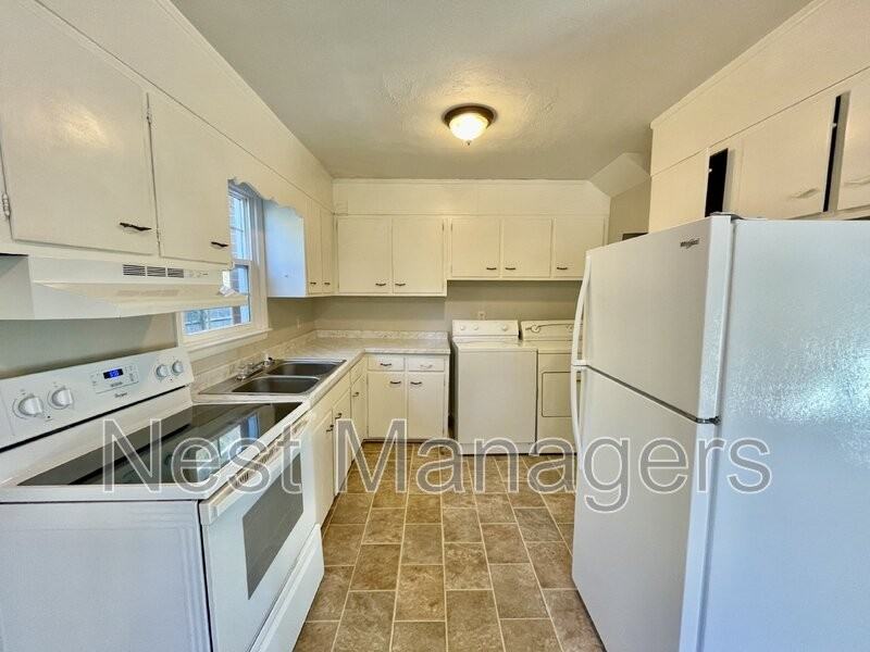 830 Pilot Ave - Photo 6 of 13