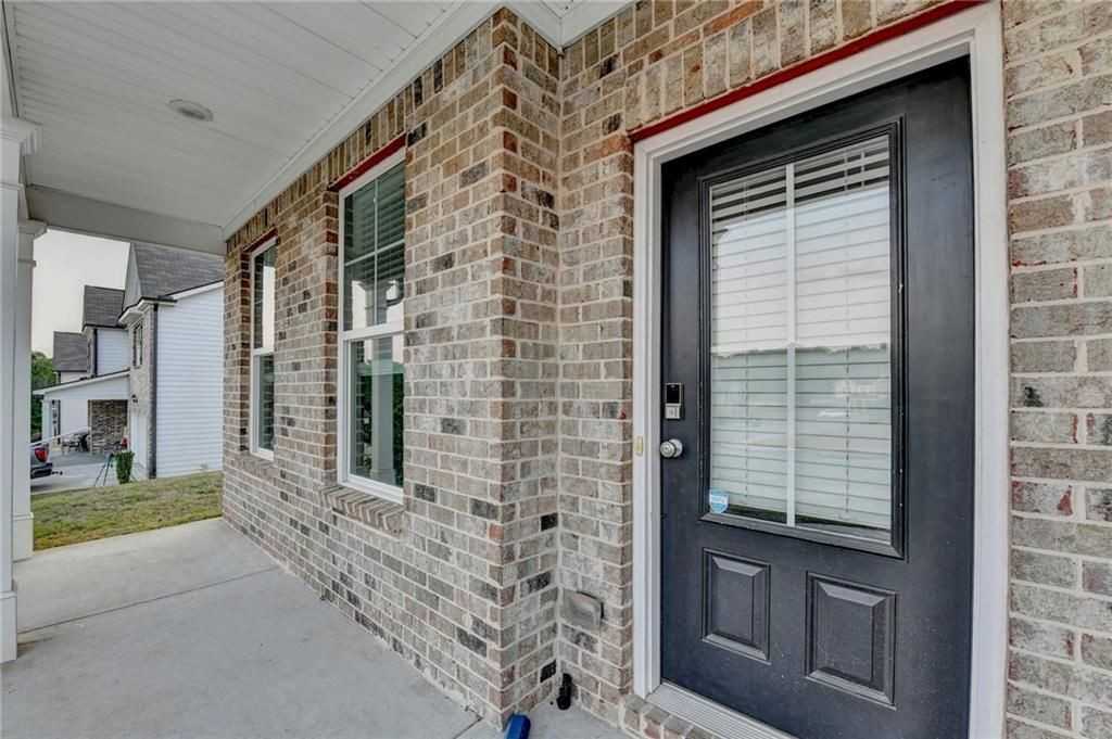 461 Paxton Ln - Photo 3 of 50