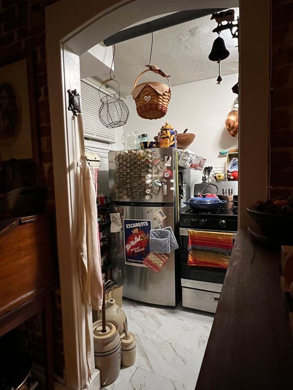 37 S Angell St - Photo 5 of 14