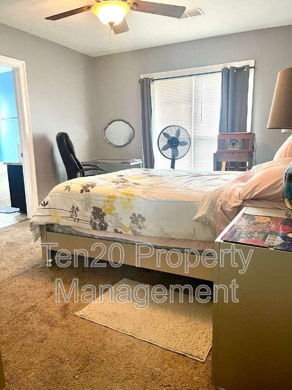 1 Wheatfield Dr - Photo 6 of 17