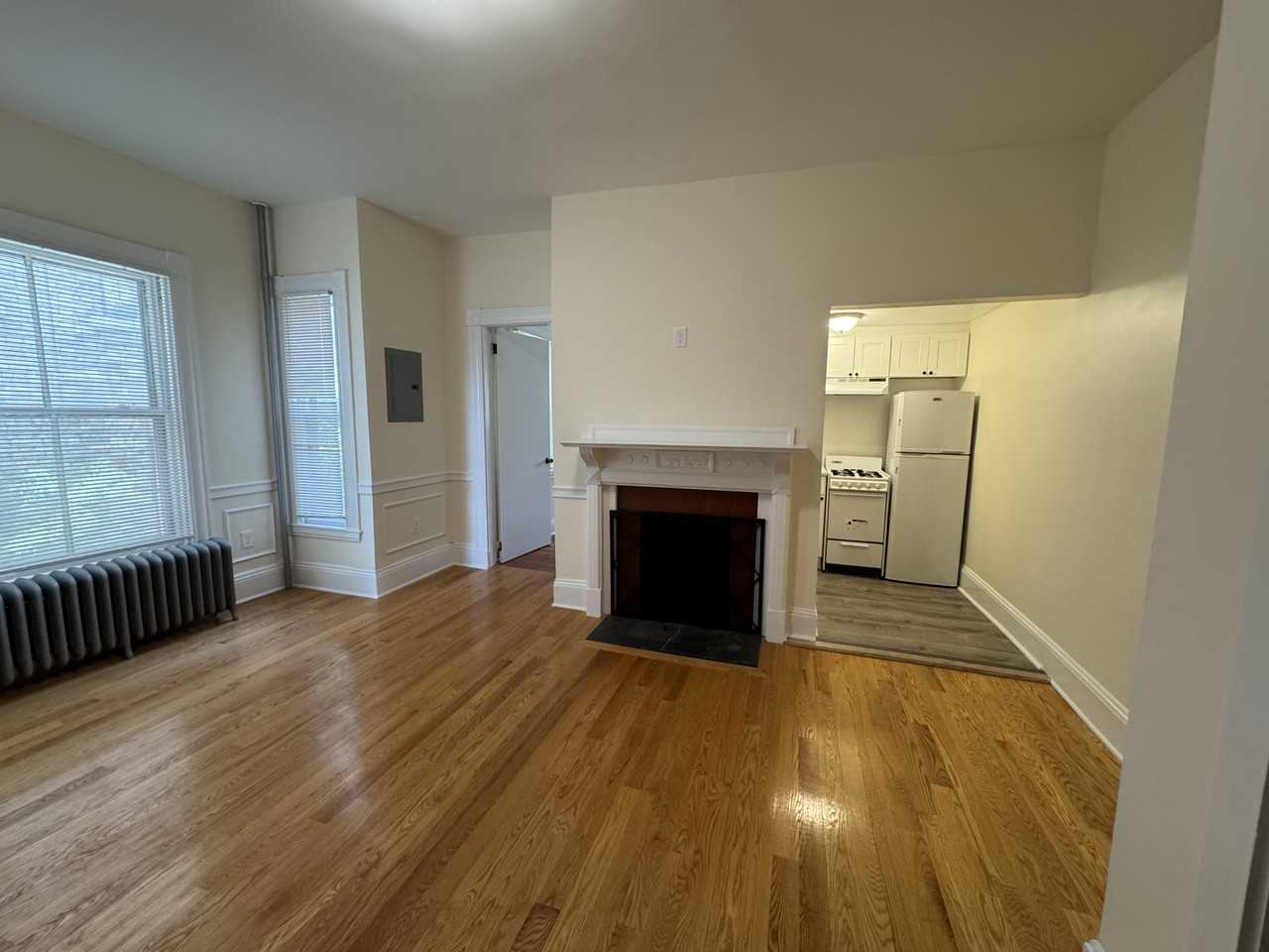 381 Harvard St #2