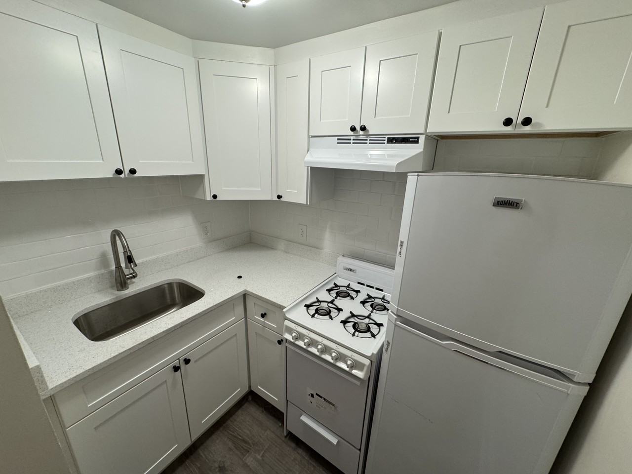 381 Harvard St #2 - Photo 7 of 13
