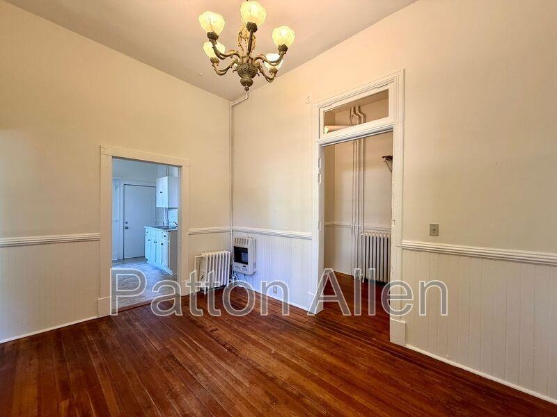 33 Starnes Ave #4 - Photo 4 of 20