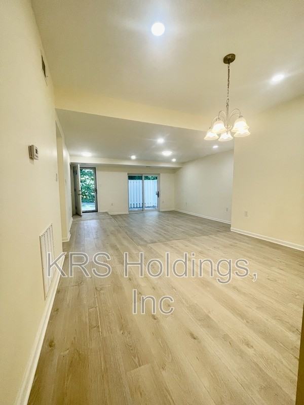 7214 Jillspring Ct #26C - Photo 2 of 21