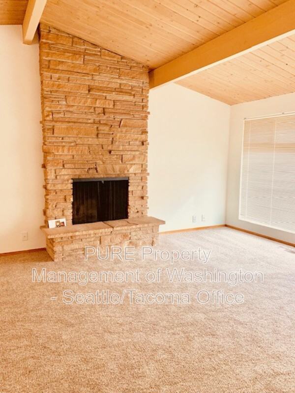 9015 45th Ave Sw - Photo 2 of 13