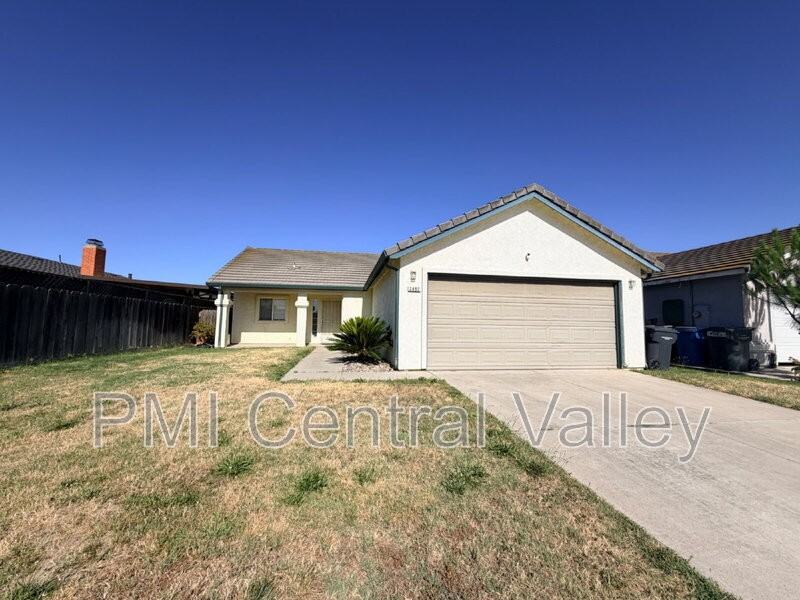 3492 Gerald Ct - Photo 2 of 31