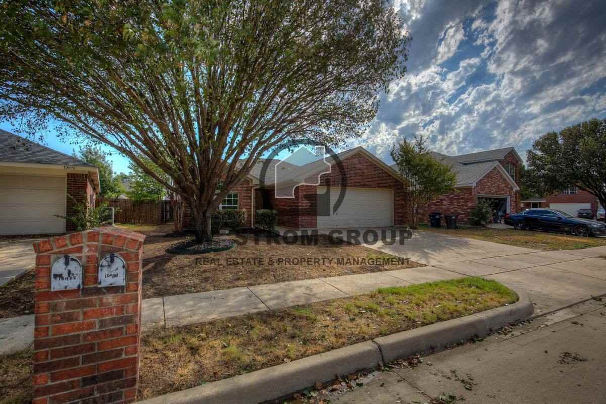 10904 Rising Mist Ct - Photo 2 of 10