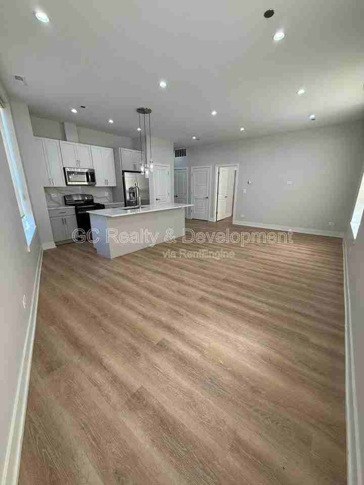 5071 N NW Highway 301 - Photo 3 of 10