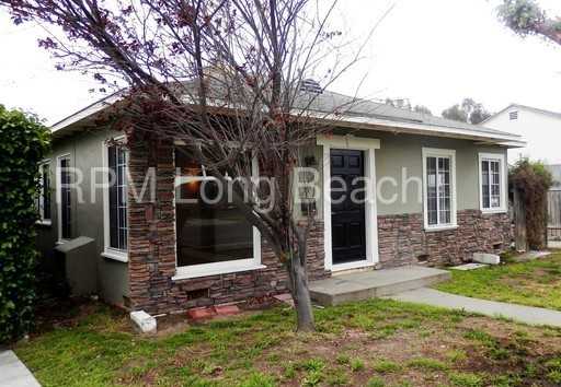 3218 Golden Ave - Photo 2 of 24