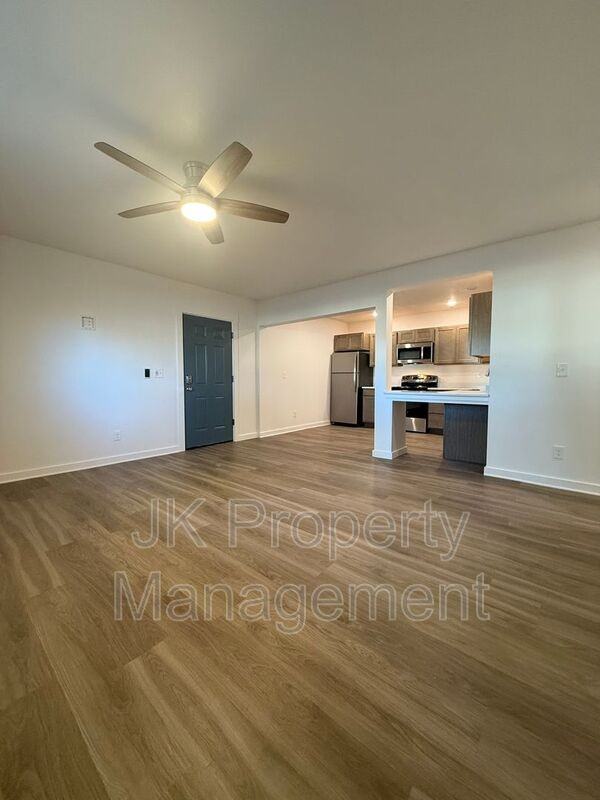 3440 11th Ave S #02 - Photo 3 of 20