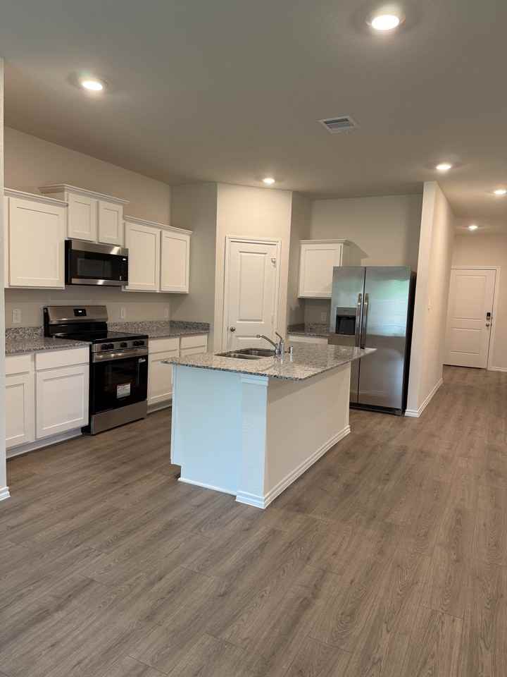 845 Wild Rose Way #NA - Photo 3 of 16
