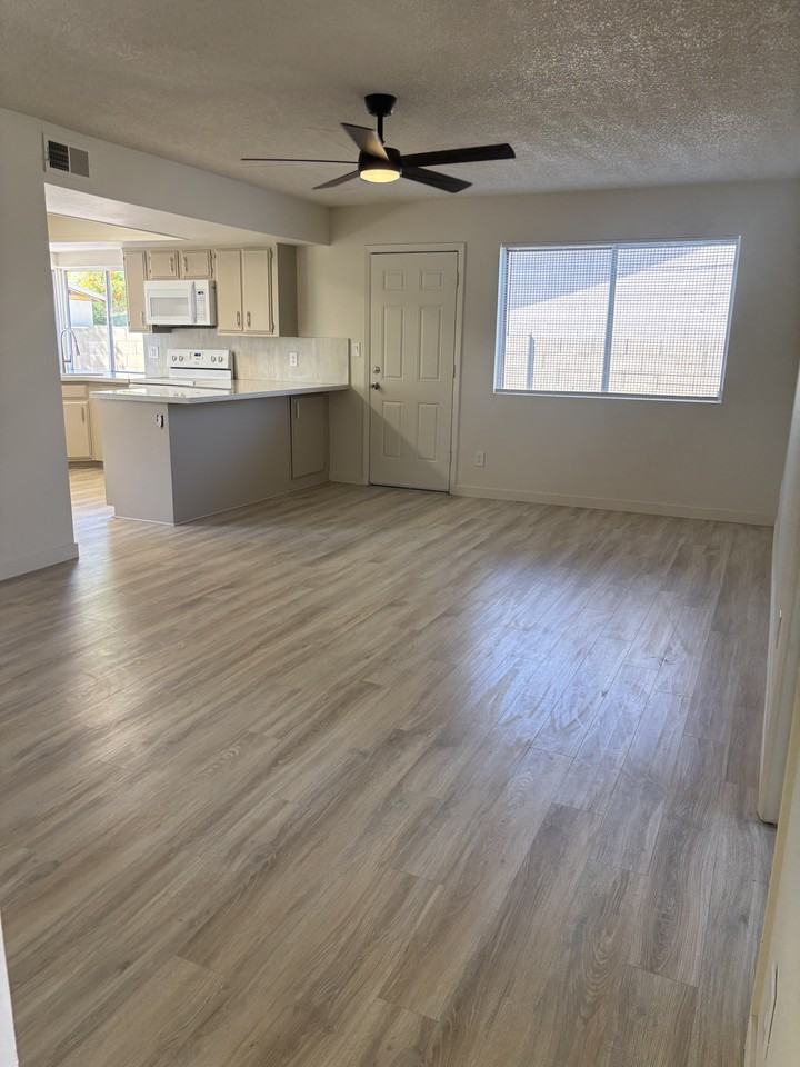 5001 W Carol Ave #NA - Photo 2 of 16