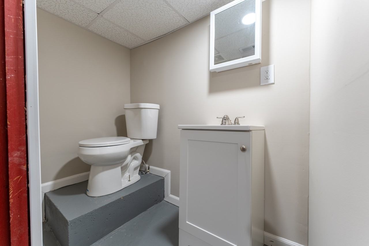 3222 Lyndale Ave #1 - Photo 7 of 14