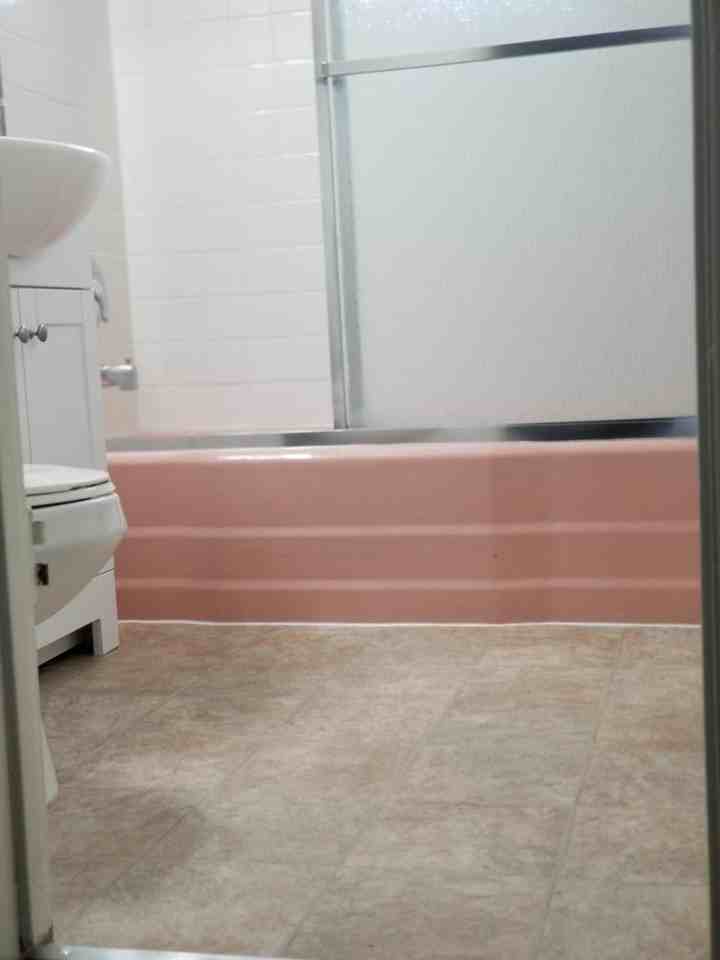 912 N Genesee Ave #8