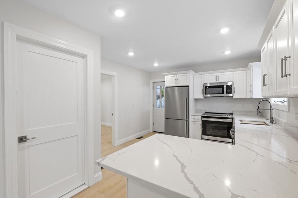 157 Boston St #1 - Photo 7 of 13