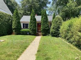 featured image of 34 Erskine Ave