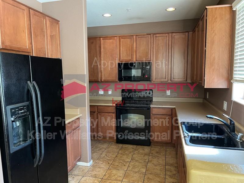 15240 N 142nd Ave #1121 - Photo 3 of 15