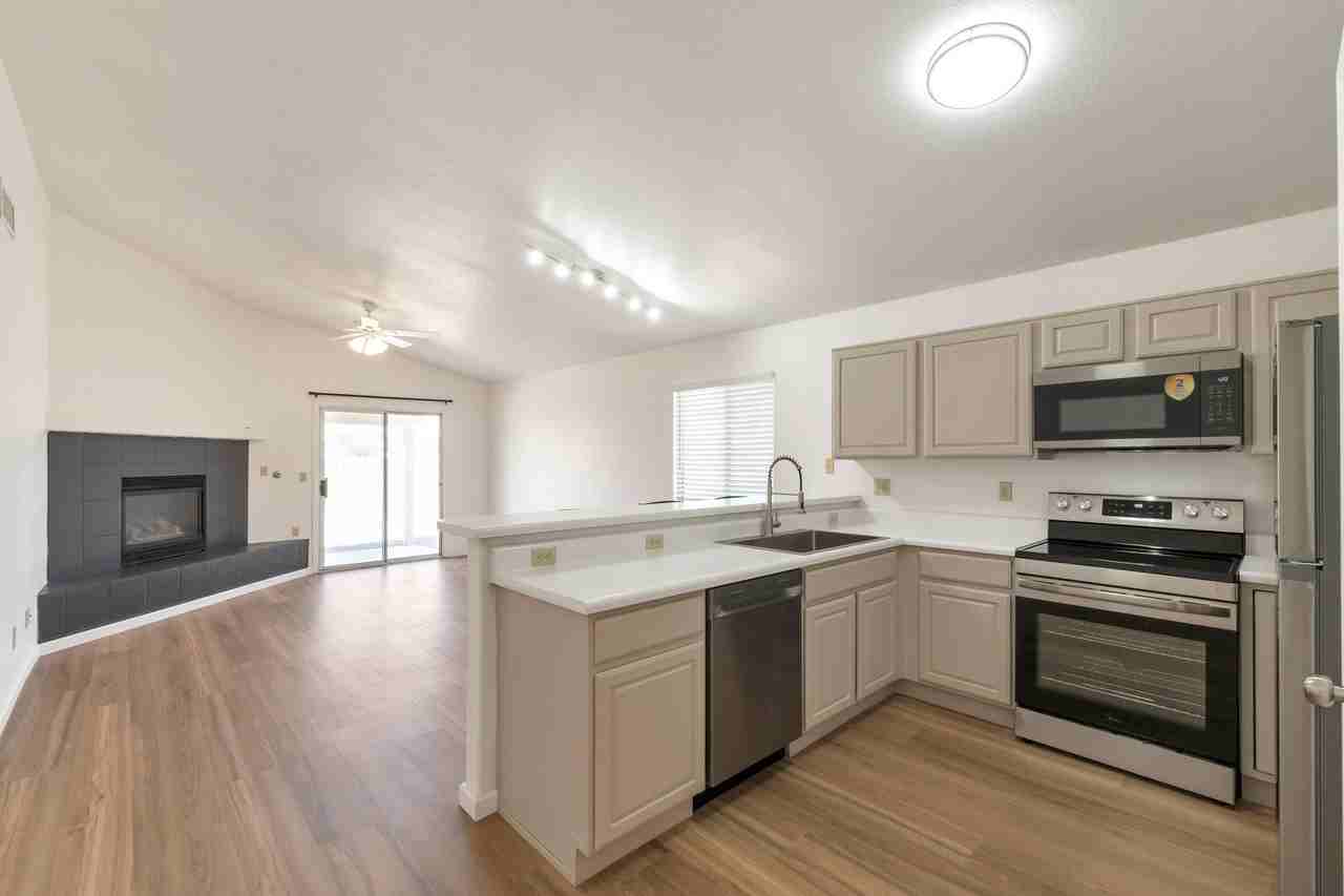 8668 S Desert Dove Dr - Photo 6 of 25