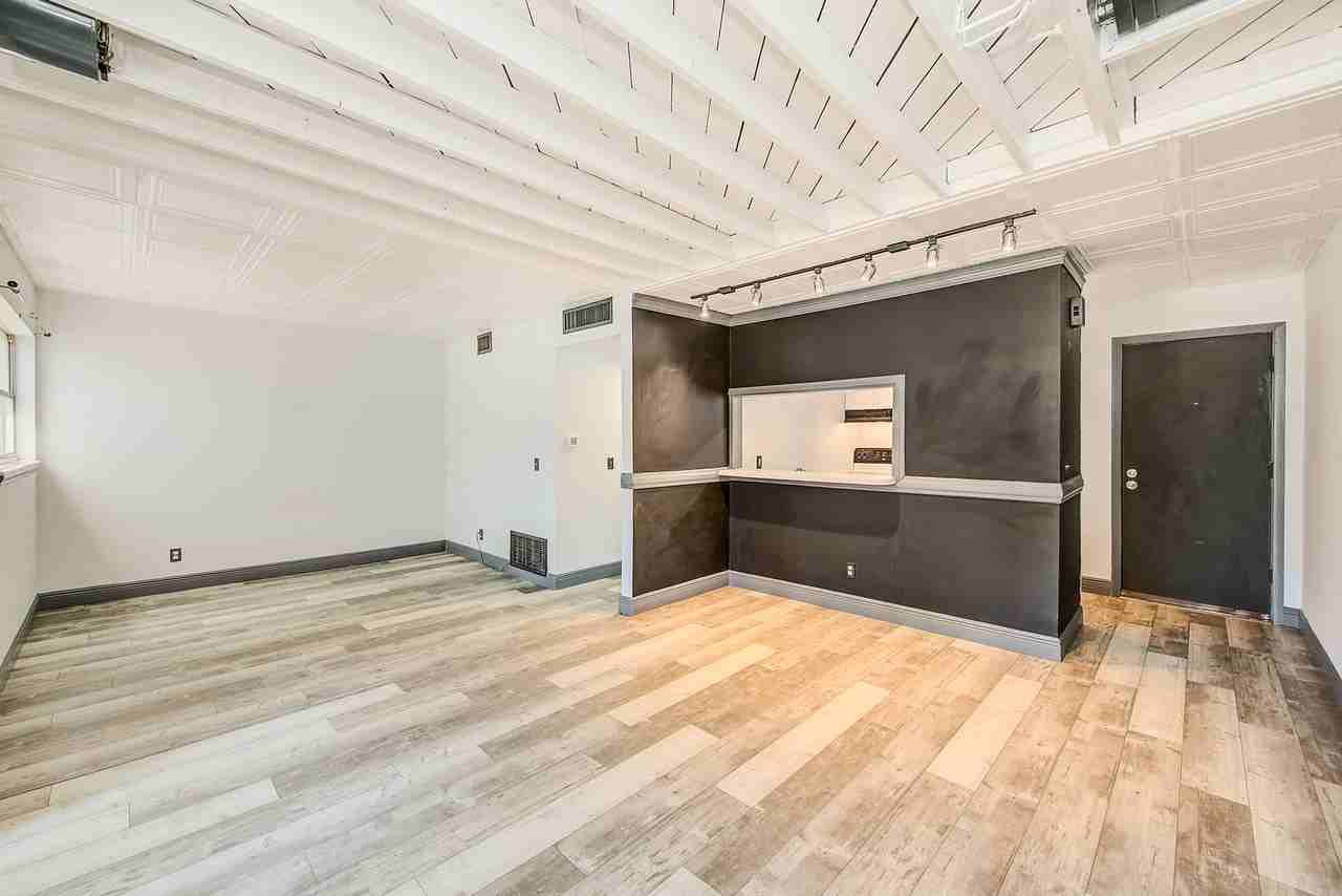 10453 Carrollbrook Cir #222 - Photo 4 of 38