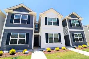 featured image of 8521 Beckett Chase Way