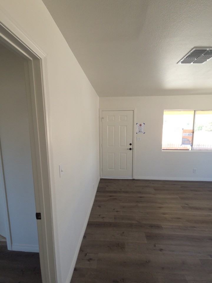 44085 Palm Ave - Photo 4 of 21