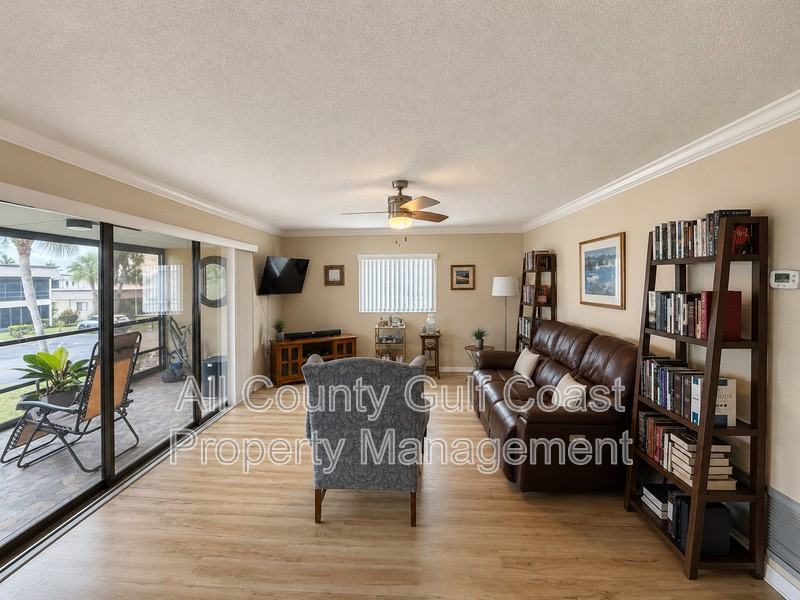 1737 Bonitas Cir - Photo 3 of 18