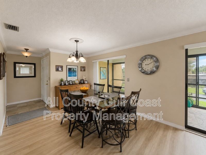 1737 Bonitas Cir - Photo 4 of 18