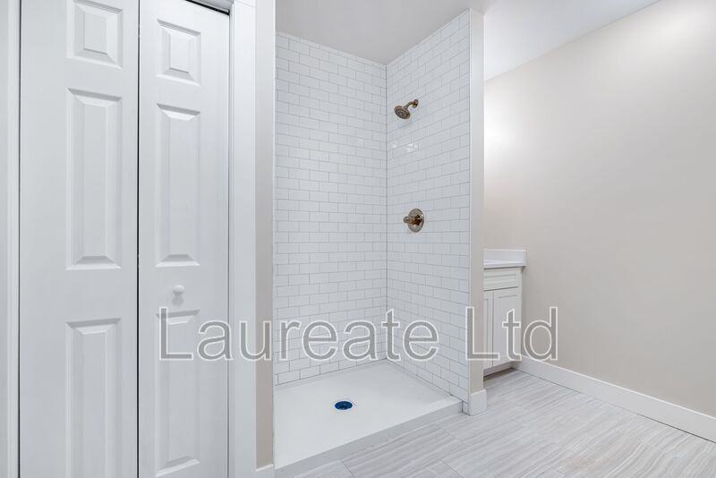 1126 Lafayette St #5 - Photo 5 of 9