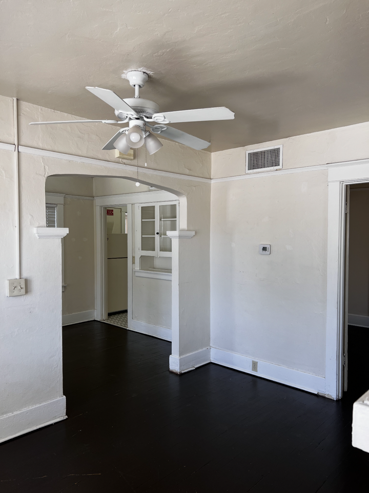 1317 N Euclid Ave - Photo 5 of 18