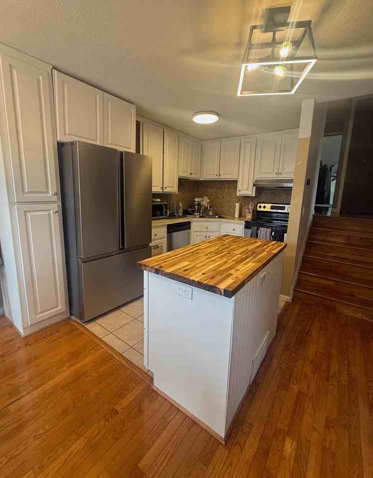 6056 64th Ave N - Photo 5 of 10