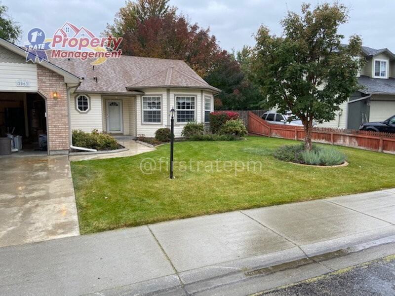 2063 E Lochmeadow Ct - Photo 2 of 16