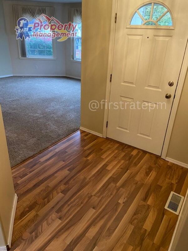 2063 E Lochmeadow Ct - Photo 3 of 16