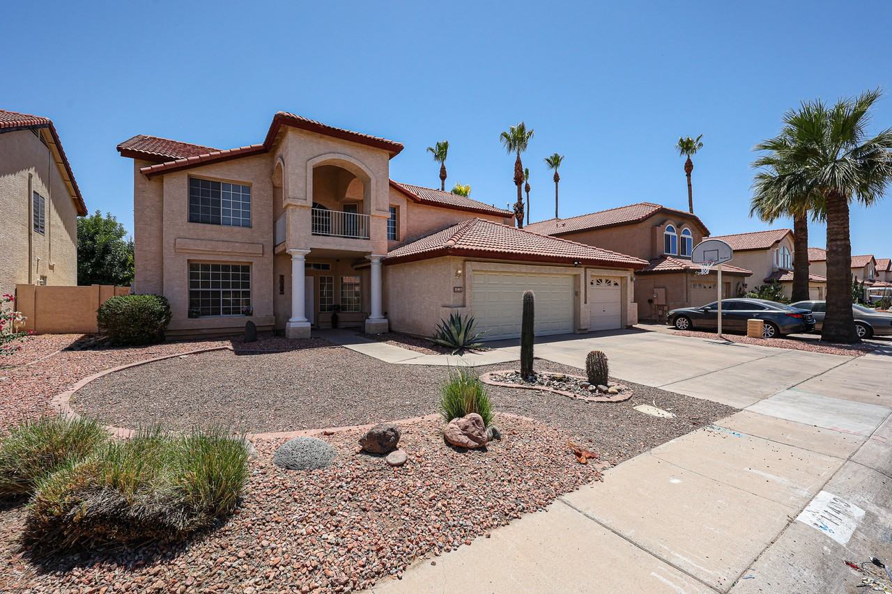 11403 W Crimson Ln - Photo 2 of 50
