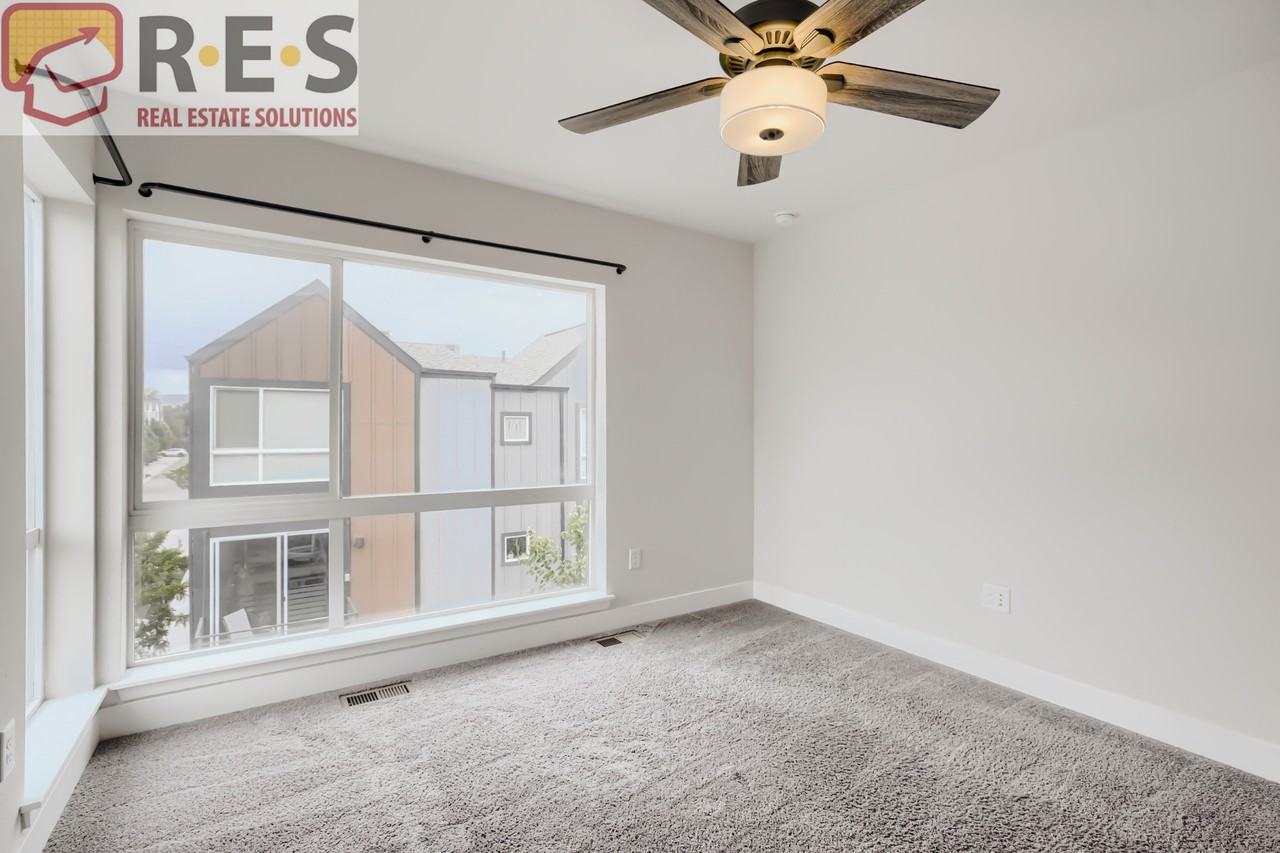 5566 W 11th Pl - Photo 5 of 21