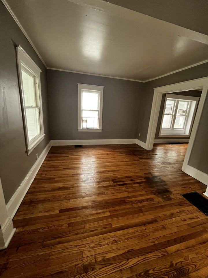 32 Stanton St - Photo 2 of 27