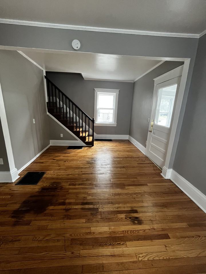 32 Stanton St - Photo 3 of 27