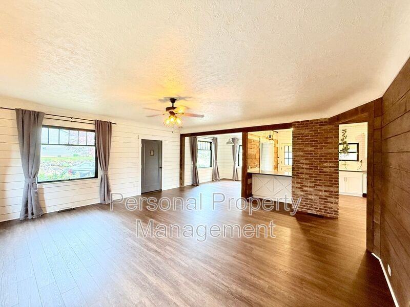 2234 N L St - Photo 2 of 39