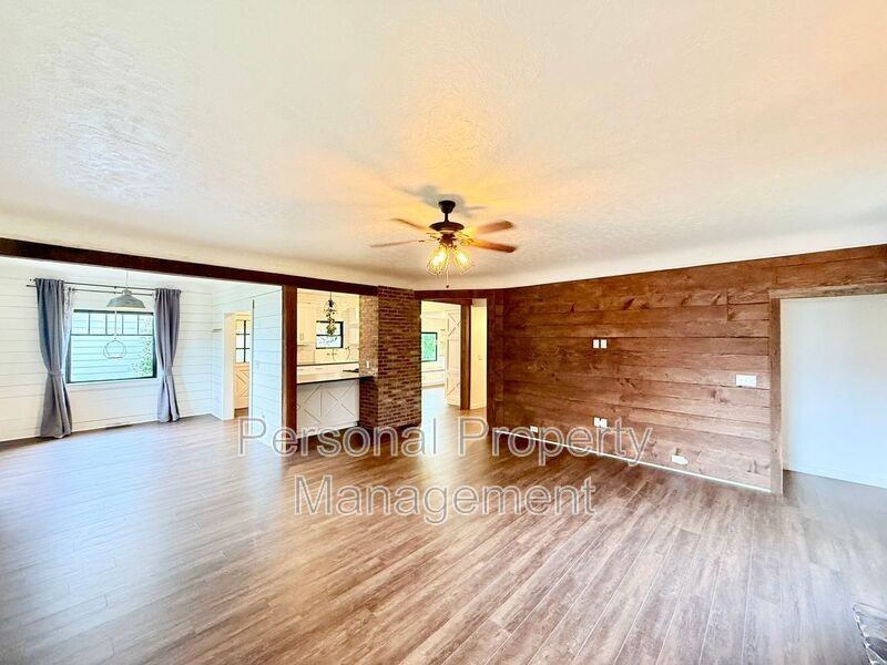 2234 N L St - Photo 3 of 39