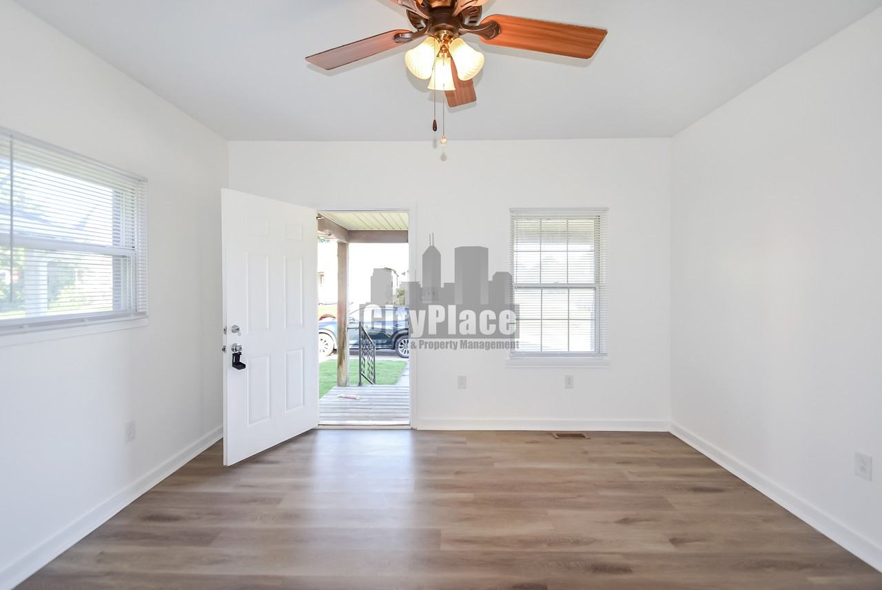2103 Ringgold Ave - Photo 6 of 17