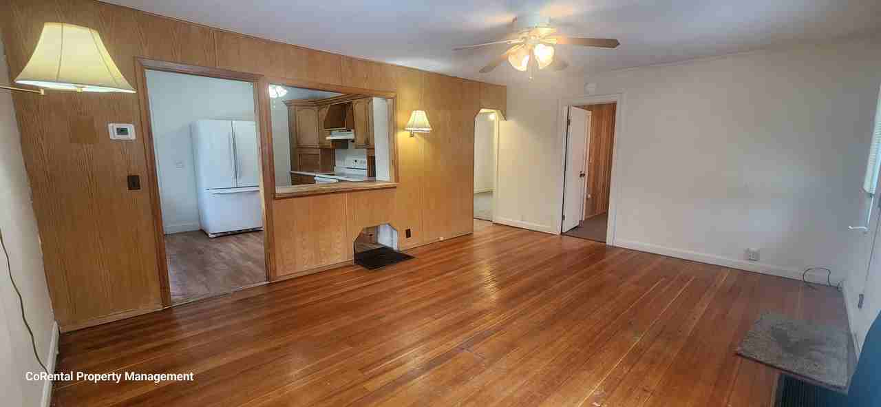910 7Th Ave W - Photo 2 of 19