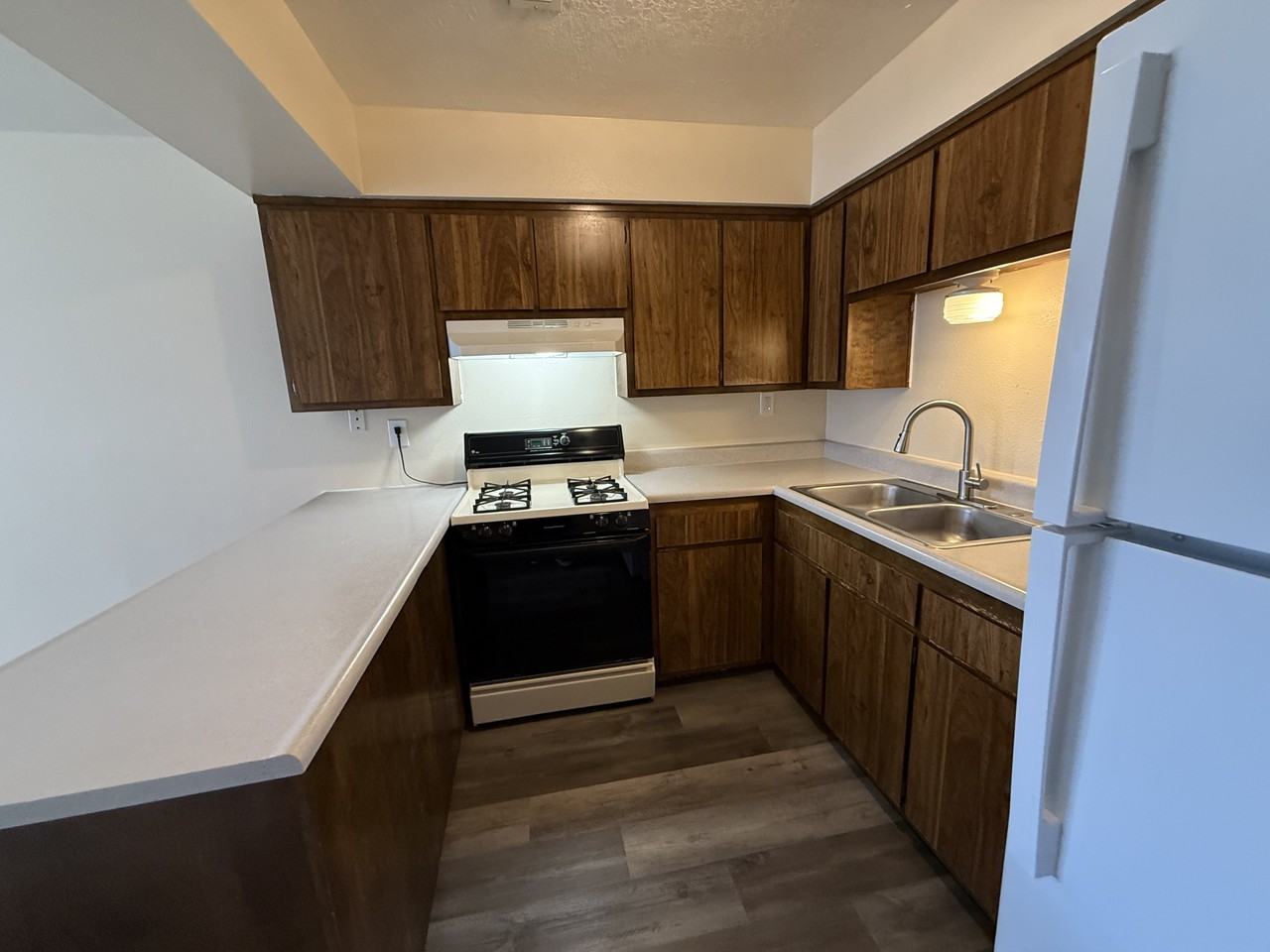 600 Morris St Ne - Photo 6 of 35